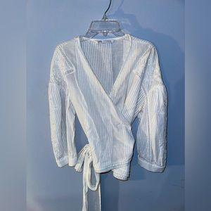 XS white zara 3/4 sleeve wrap top